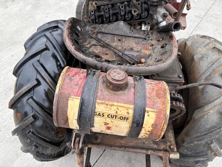 morris-minor-tractor-image-8