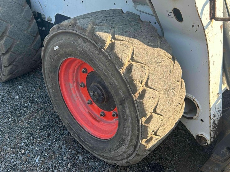 2019-bobcat-s770-image-14