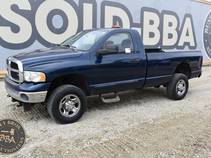 2005-dodge-2500-image-1