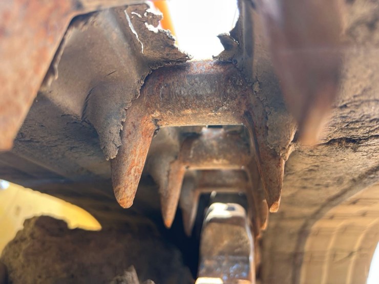 caterpillar-279d3-image-12