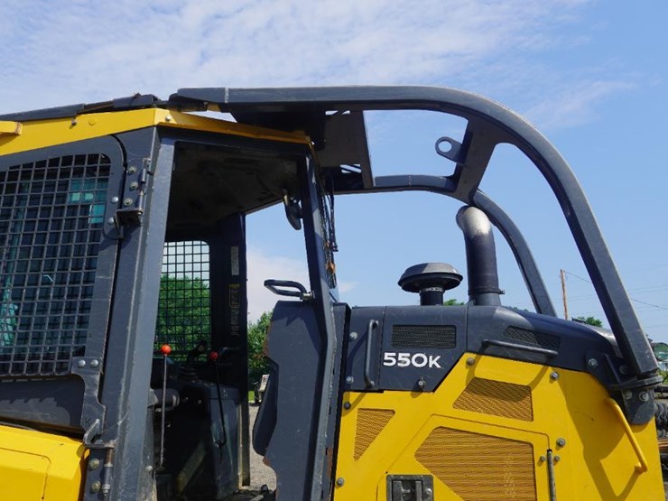 2017-deere-550k-image-57