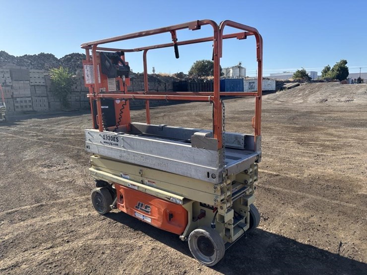 jlg-1930es-image-4