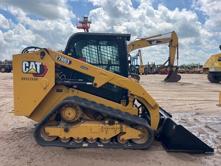 2021-caterpillar-279d3-image-5