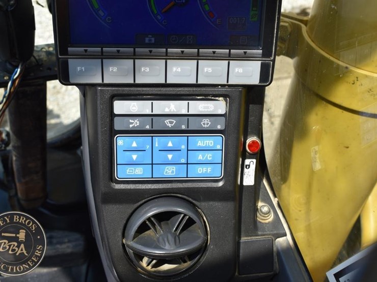 2014-komatsu-pc360-lc-10-image-91