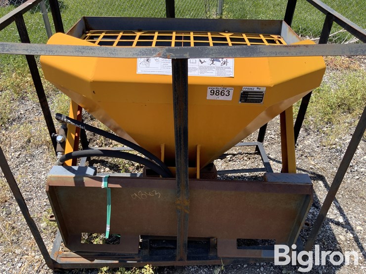 tmg-industrial-tmg-mss10-skid-steer-material-spreader-image-12
