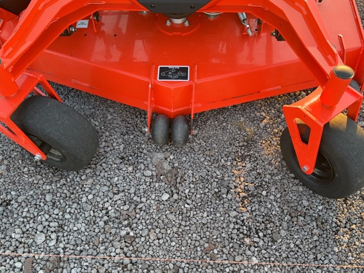 #3085-•-bad-boy-revolt-stand-on-zero-turn-mower-image-4