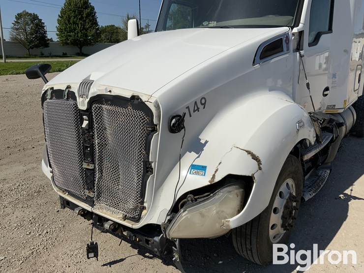 2017-kenworth-t680-image-9