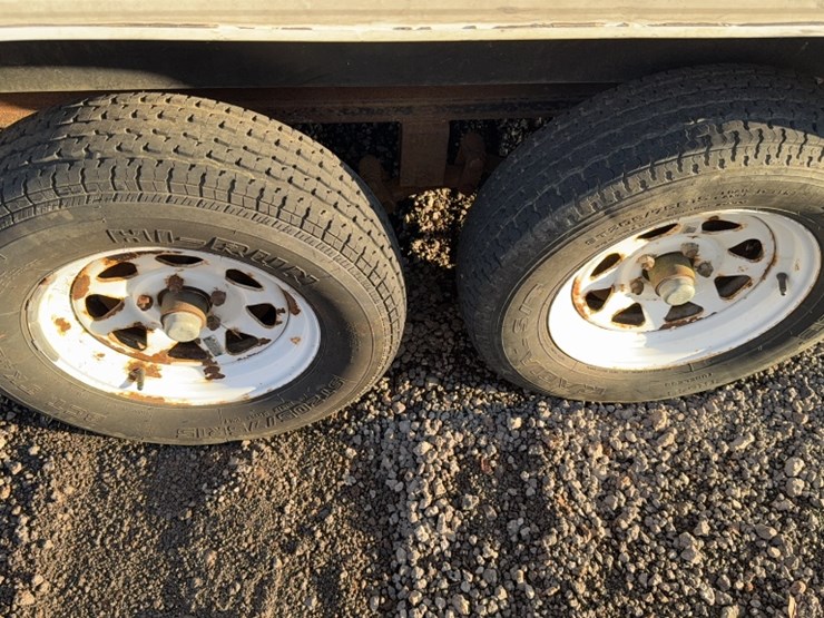#3059-•-1999-28'-fleetwood-prowler-camper-image-6