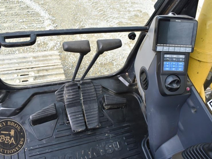 2015-komatsu-pc360-lc-11-image-74