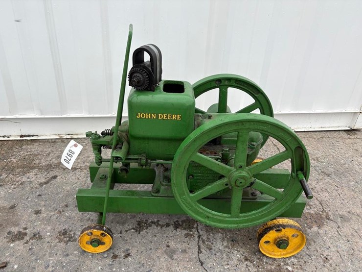 john-deere-112-image-1