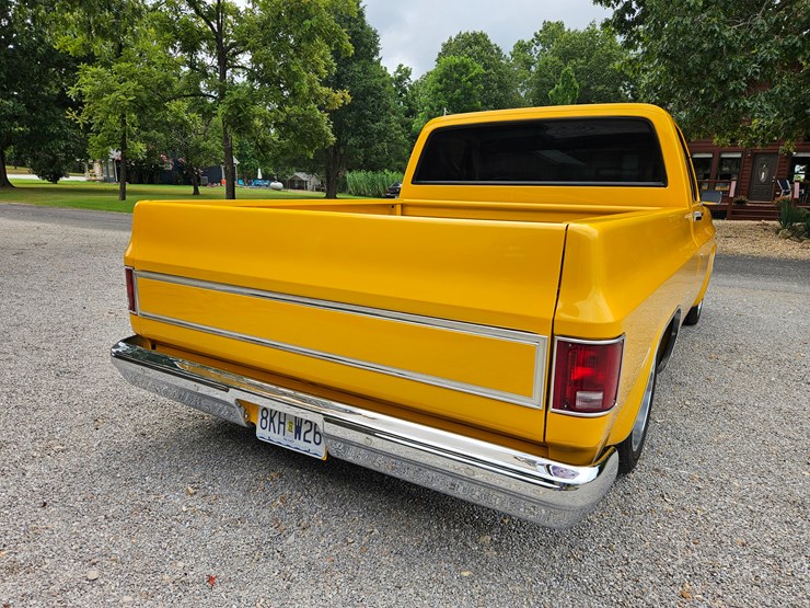 1984-chevrolet-c10-image-22