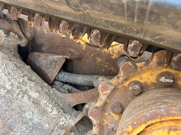 2016-caterpillar-259d-image-24