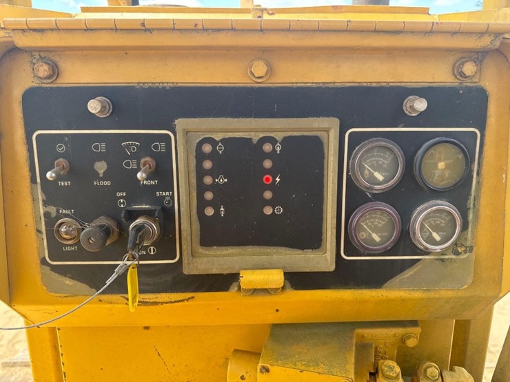 1986-caterpillar-d6h-image-26