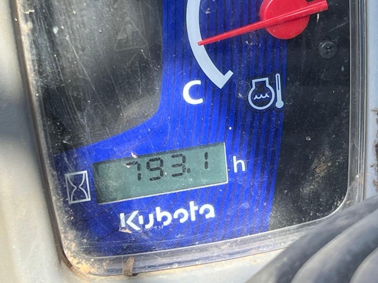 kubota-svl97-2-image-37