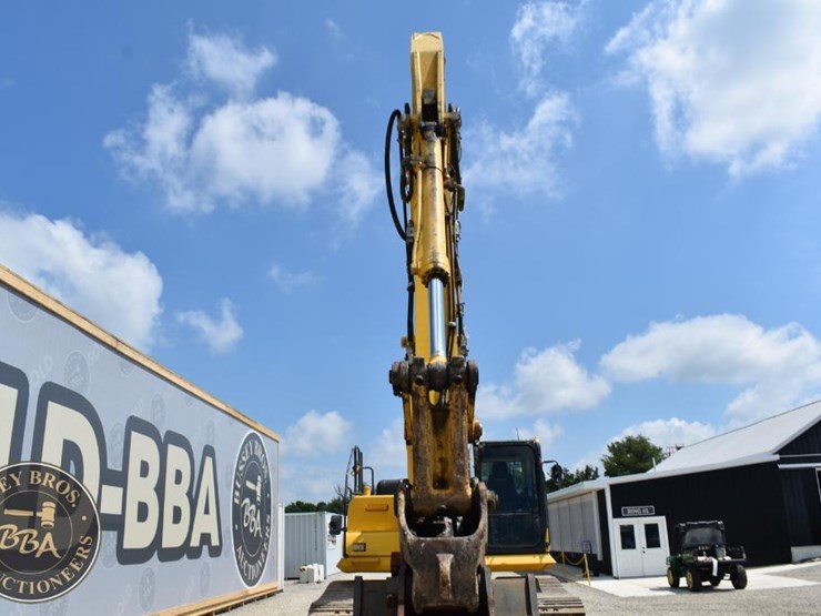2014-komatsu-pc360-lc-10-image-32