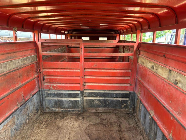 travalong-stock-trailer-image-7