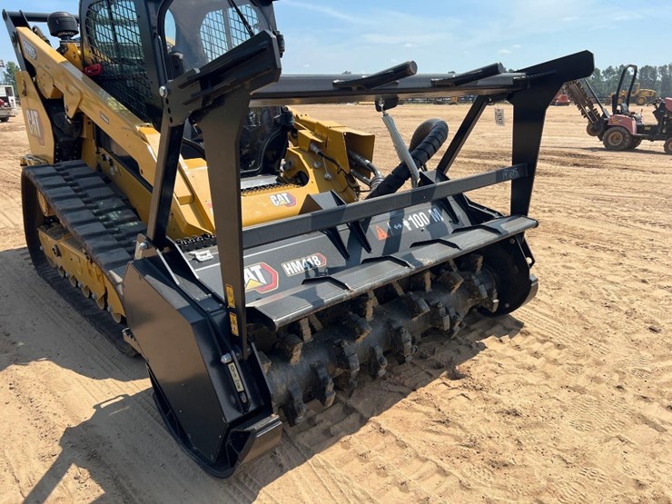 2024-caterpillar-299d3-xe-image-13