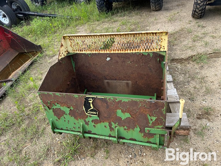 john-deere-large-frame-tractor-rock-box-image-2