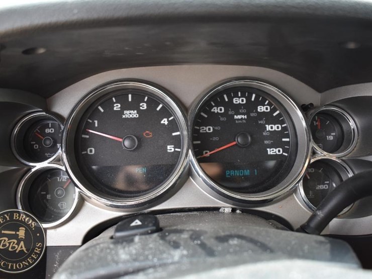 2007-gmc-sierra-2500-image-47