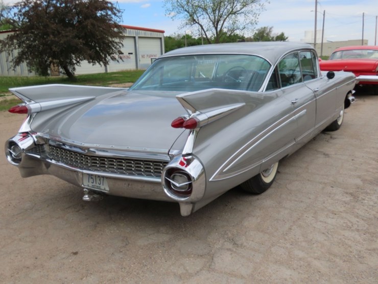 1959-cadillac-fleetwood-4dr-ht-image-11