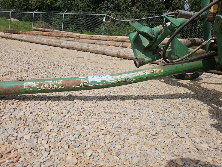 john-deere-702-image-12