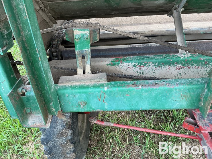farmhand-forage-wagon-image-12