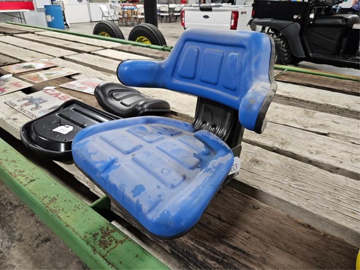 #363-•-new-blue-tractor-seat-image-1