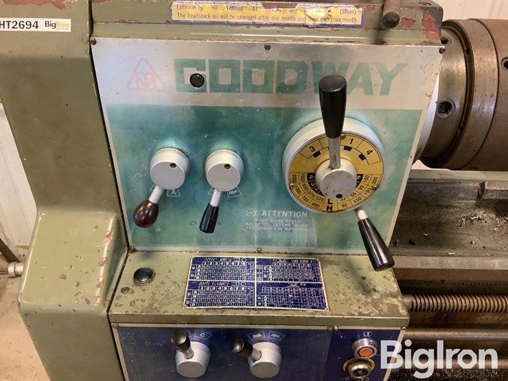 goodway-gw-1640-metal-lathe-image-9