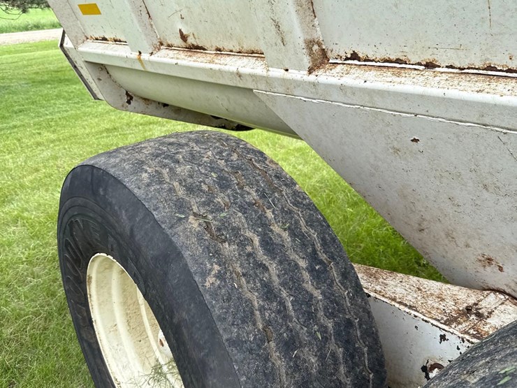 kuhn-knight-8132-image-25
