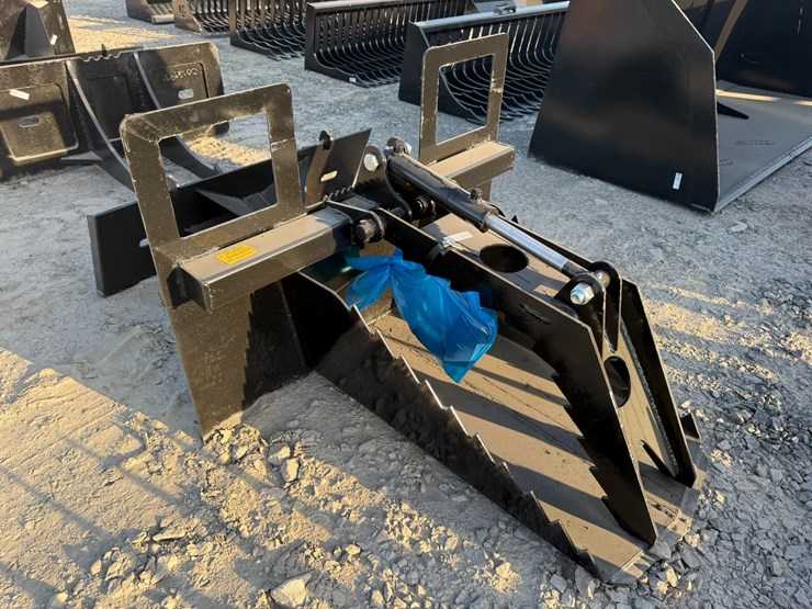 #2076-•-kc-skid-steer-spade-grapple-inv#:-25290-image-4