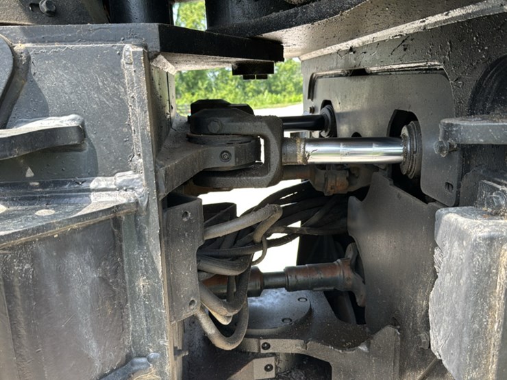 2010-john-deere-2010-image-33