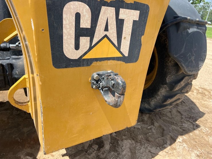 2013-caterpillar-tl943c-image-19