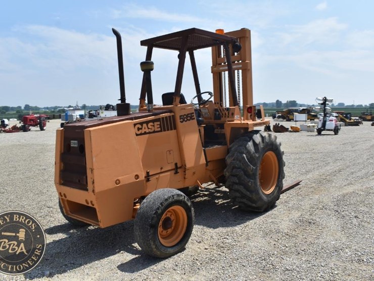 case-585e-image-15