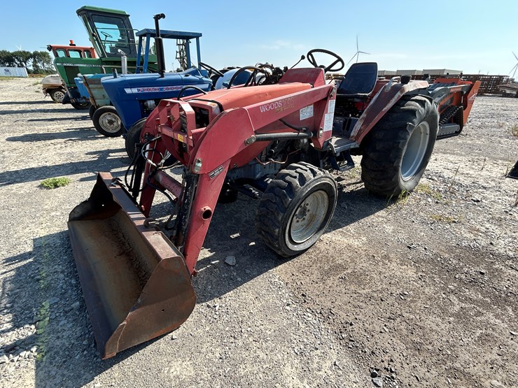 massey-ferguson-1433-image-1