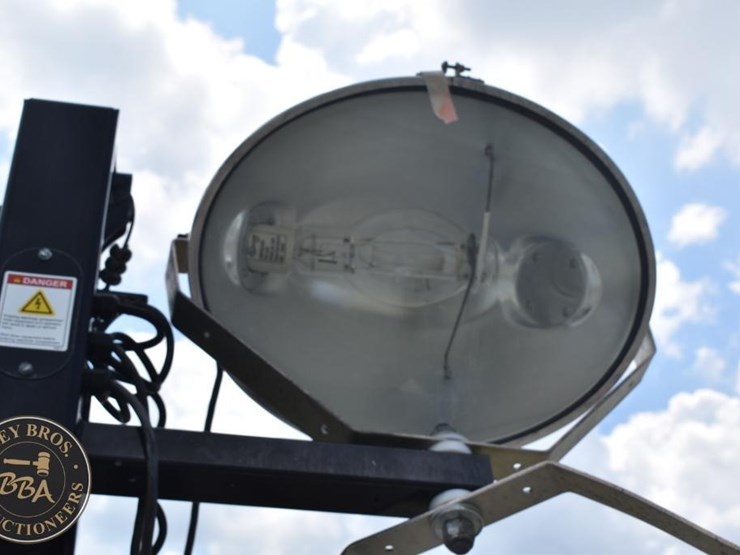 2019-allmand-bros-night-lite-v-series-image-32