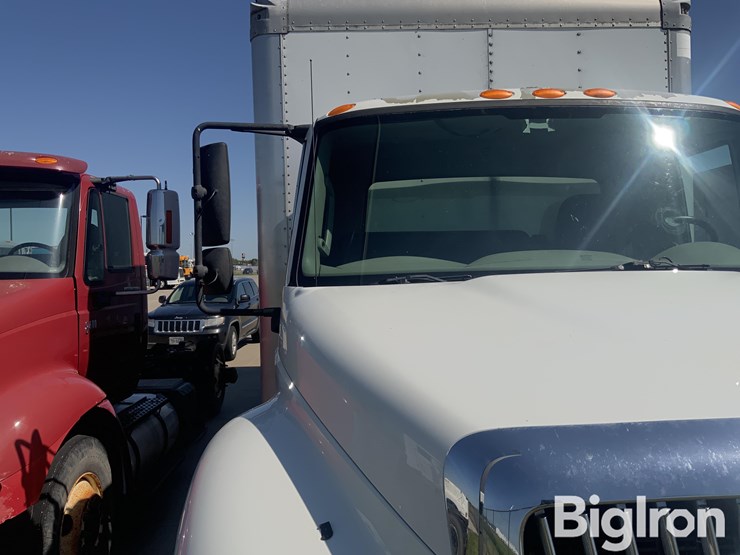 2016-international-durastar-4300-image-15