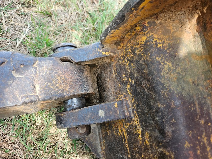 caterpillar-d4d-image-98