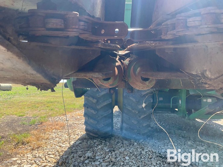 1975-john-deere-643-image-12
