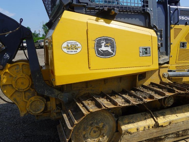 2017-deere-550k-image-52
