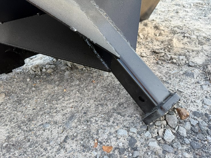 #2080-•-kc-skid-steer-2"-hitch-receiver-inv#:-25300-image-5