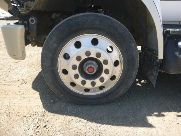2019-ford-f650-image-24