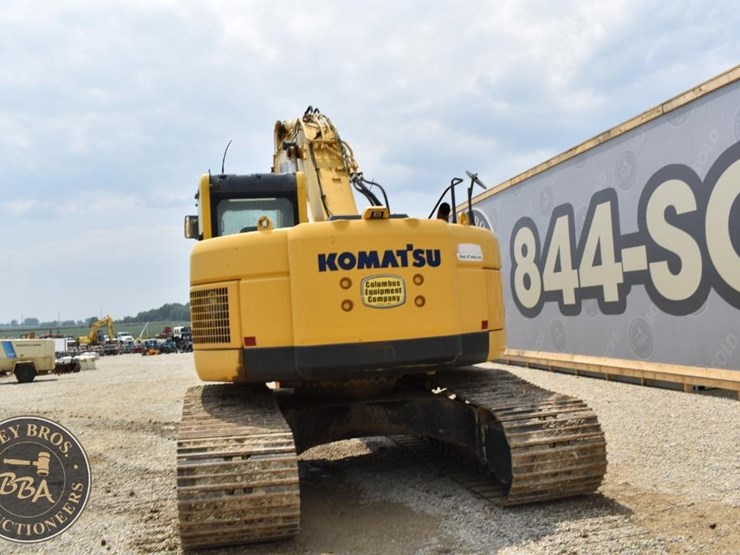 2012-komatsu-pc228us-lc-8-image-21