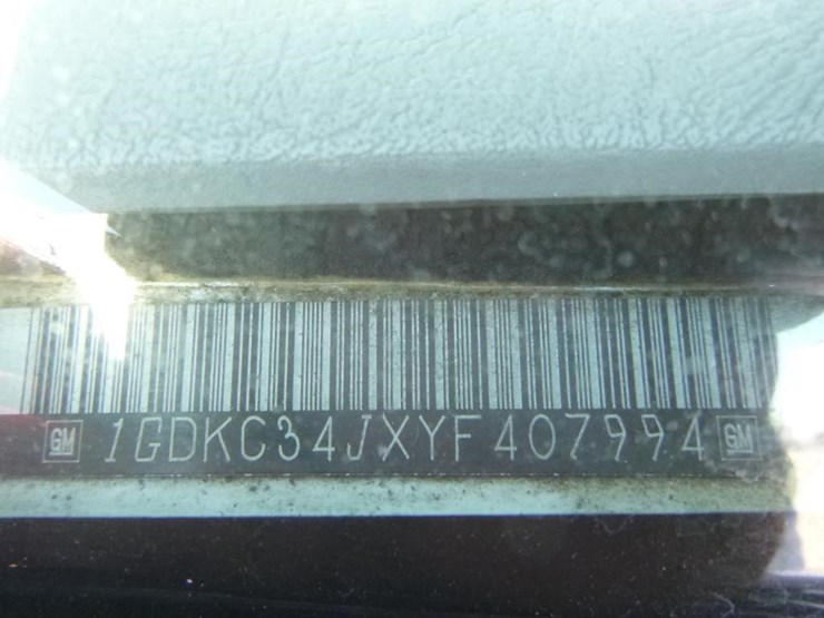 2000-gmc-3500-image-27