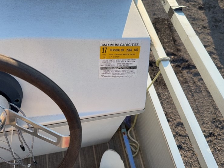 #3057-•-1994-weeres-sundeck-240-24'-pontoon-boat-image-18