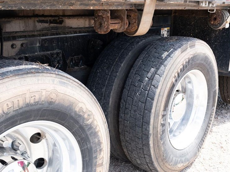 2018-kenworth-t880-image-88
