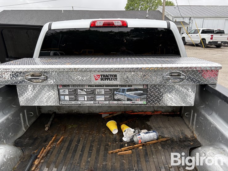 2019-chevrolet-silverado-1500-image-17