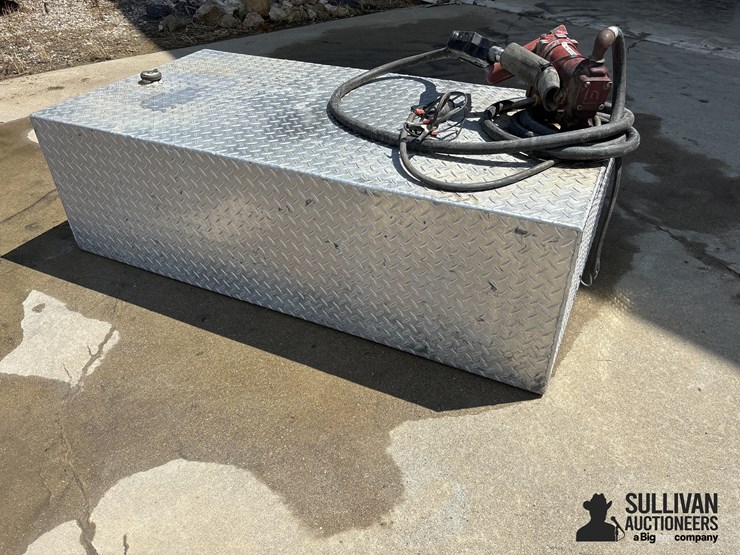 aluminum-140-gal-pickup-fuel-transfer-tank-image-3