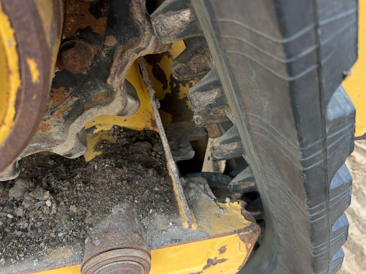 caterpillar-249d-image-10