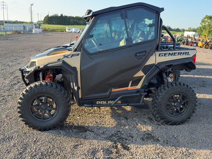 2021-general-polaris-image-12