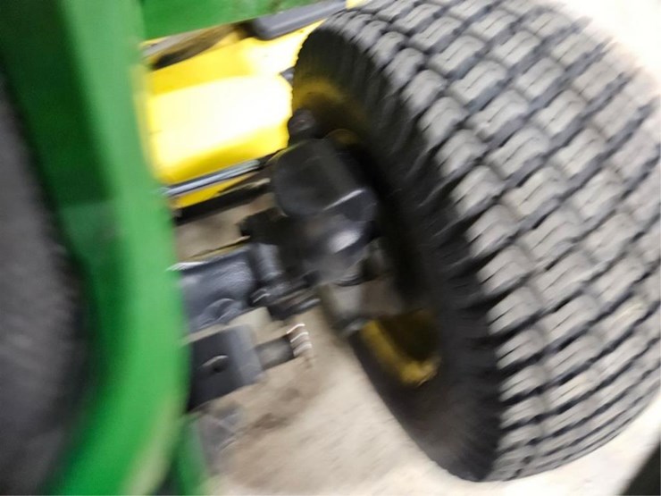 john-deere-2305-image-48